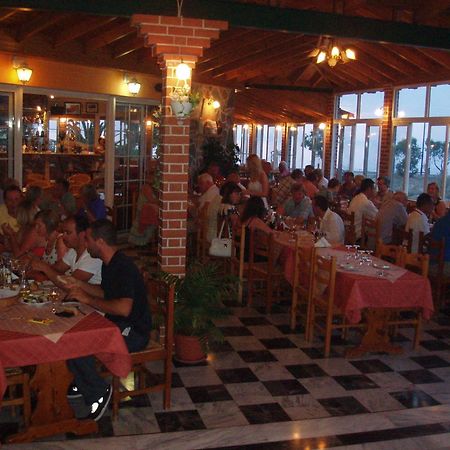 Anaxos Hotel מראה חיצוני תמונה