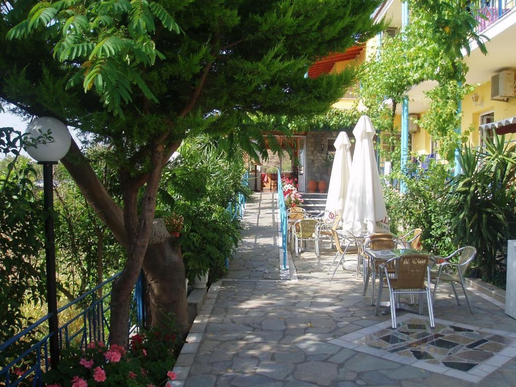 Anaxos Hotel מראה חיצוני תמונה
